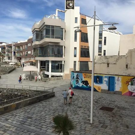 Curcumar Canteras Sea View & Workplace